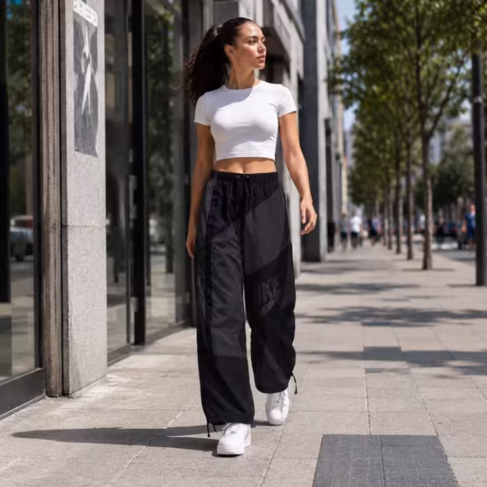 Брюки Nike W NSW STREET WVN OH PANT - 8