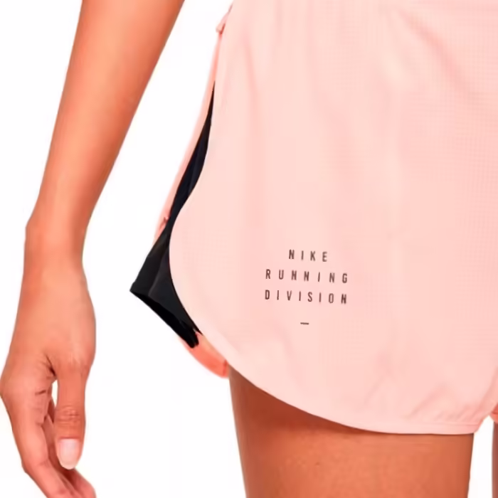 Sorti Nike W NK RUN DVN TEMPO LX SHORT - 2