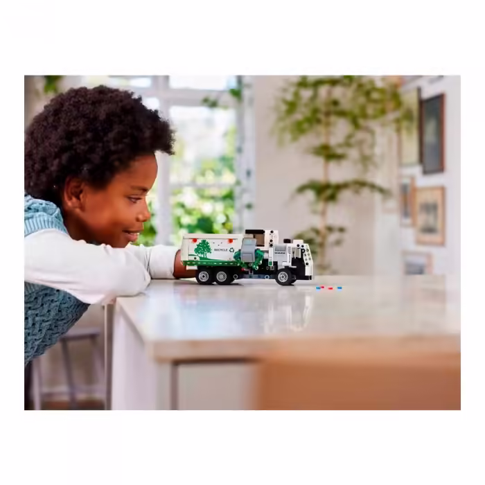 Constructor Lego 42167 - 5