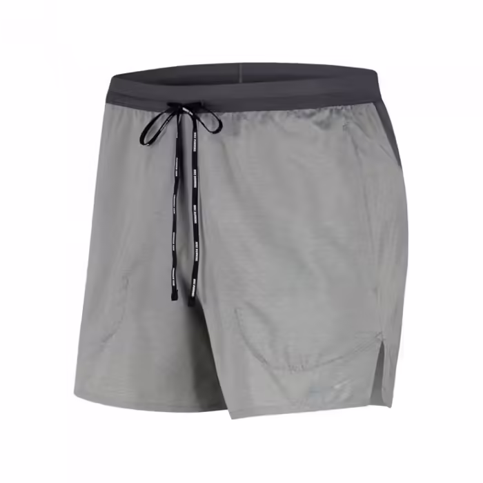 Sorti Nike M NK CHLLGR SHORT 7IN BF WR GX Gri S