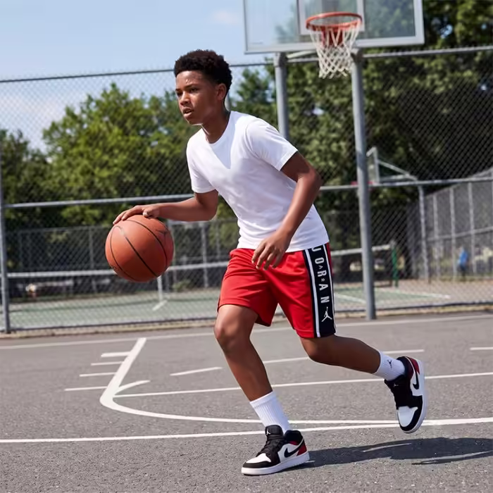 Sorti Nike JDB AIR JORDAN HBR BBALL SH - 7