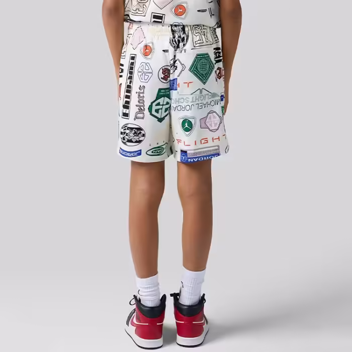 Sorti Nike JDB MJ ESSENTIALS FT AOP SHORT - 6
