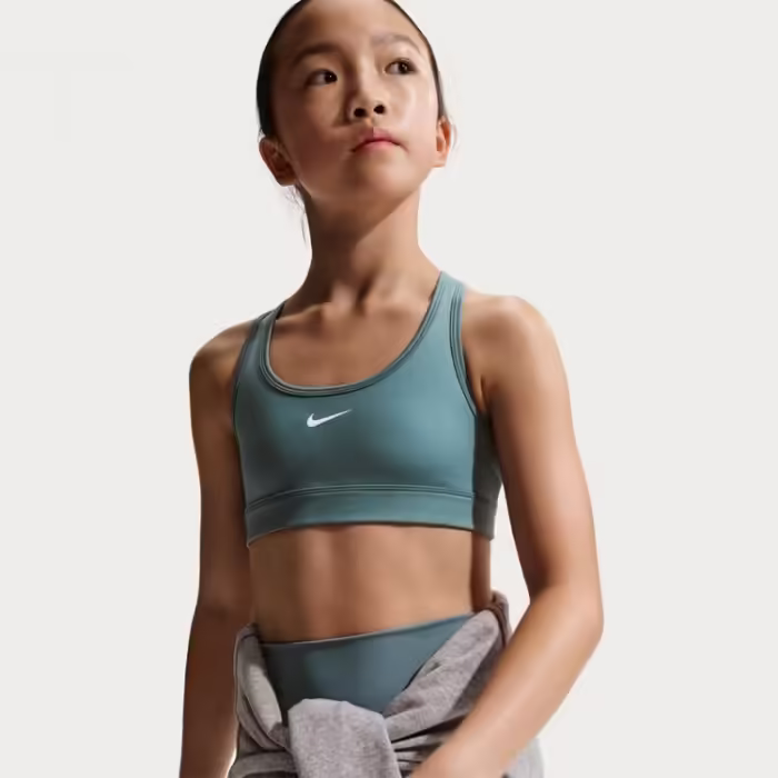 Спортивное бра Nike SWOOSH BRA