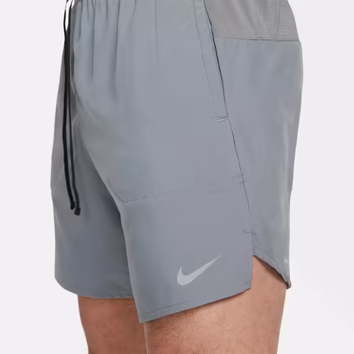 Sorti Nike M NK DF STRIDE SHRT 7IN BF Gri S - 9