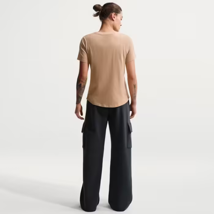 Футболка Nike Essentials - 2