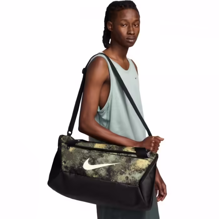 Geanta sport Nike NK BRSLA S DUFF - 9.5 CAMO AOP - 2