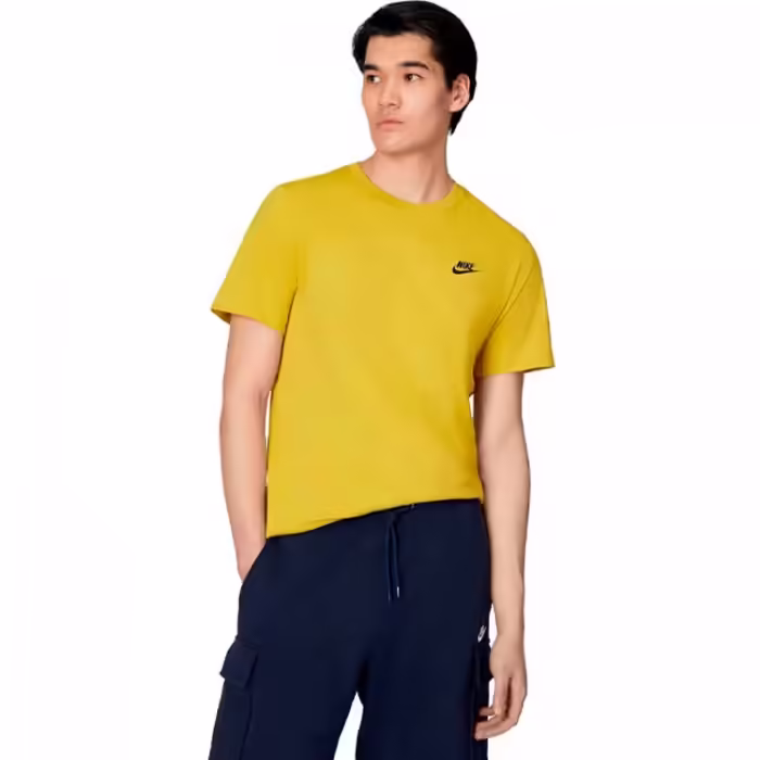 Футболка Nike Sportswear Club