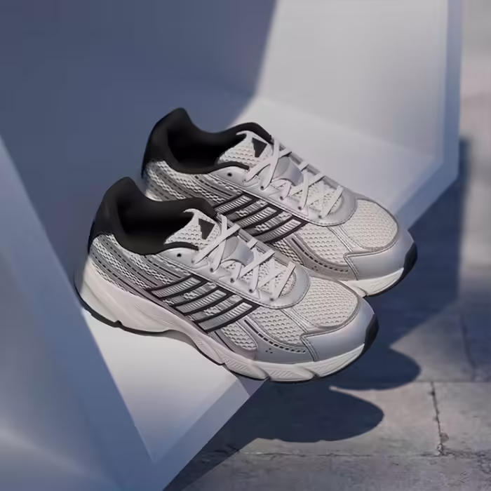 Incaltaminte Sport Adidas TECHNOCHAOS 2000 - 9