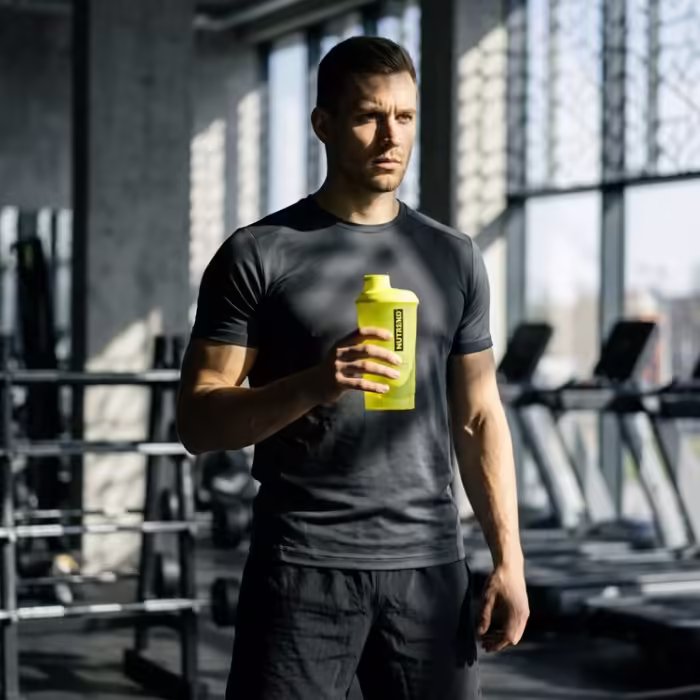 Шейкер Nutrend CHANGING THE WORLD OF SPORTS NUTRITION YELLOW - 3