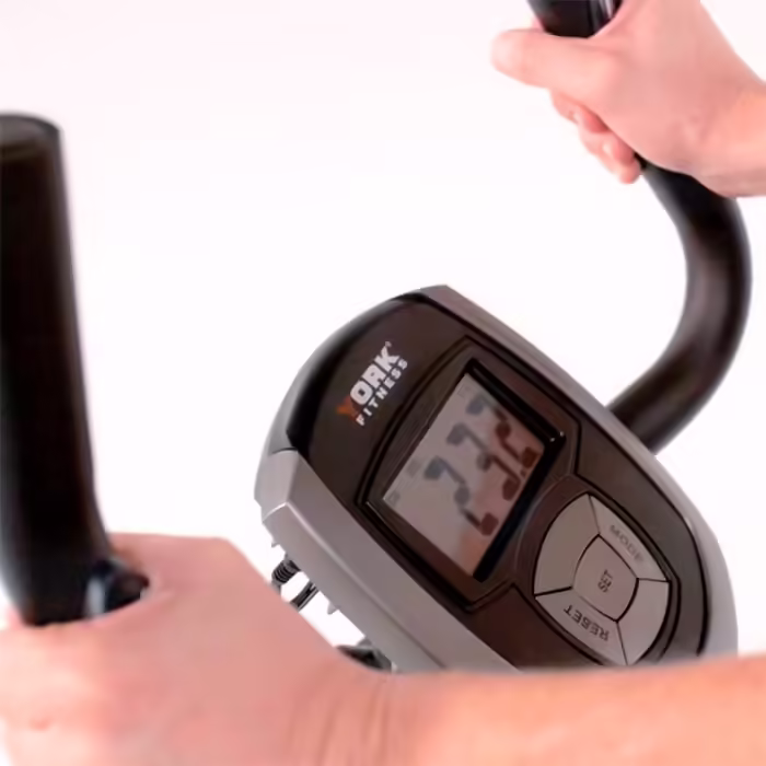 Bicicleta fitness YORK C400 UPRIGHT BIKE - 4