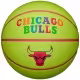 Minge basket Wilson NBA TEAM NEON BSKT CHI BULLS