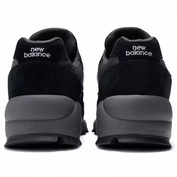 Кроссовки New Balance 580 Черный  42 - 5