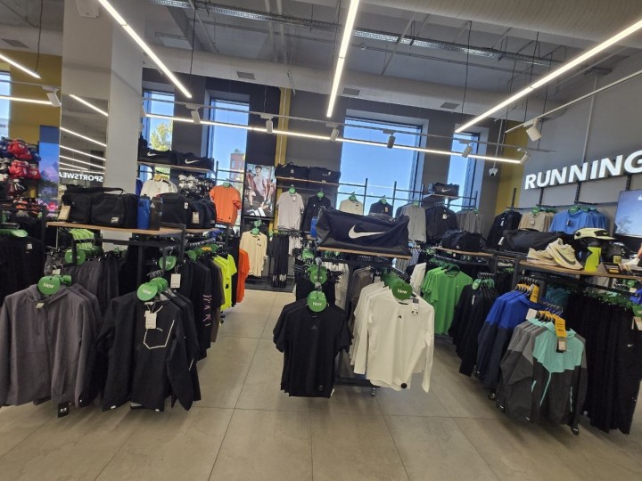 Sportlandia FORUM — 6