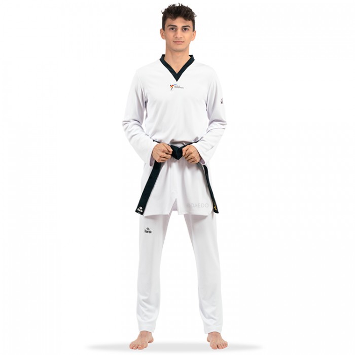 Кимоно для тхэквондо 240г/м2 DAEDO WT DOBOK TA-2025-0