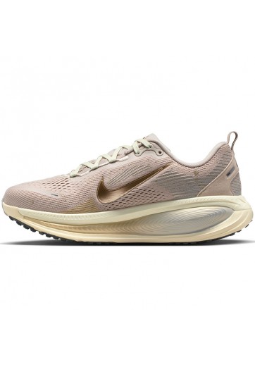 Incaltaminte Sport Nike VOMERO 18