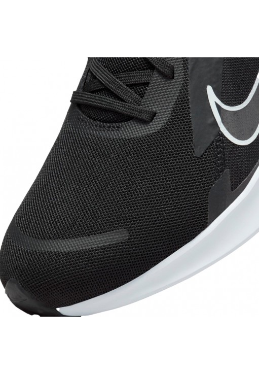 Кроссовки Nike QUEST 5