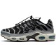 Кроссовки Nike AIR MAX PLUS FD0799-001