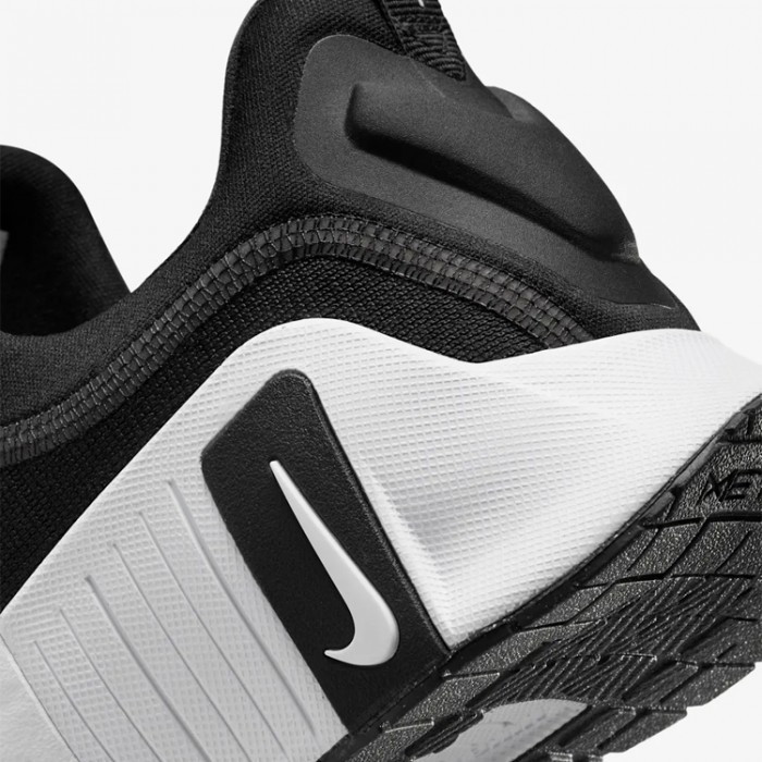 Кроссовки Nike W FREE METCON 6 - 7