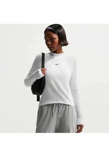 Футболка Nike Chill Knit