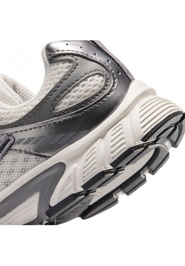 Incaltaminte Sport Nike V5 RNR