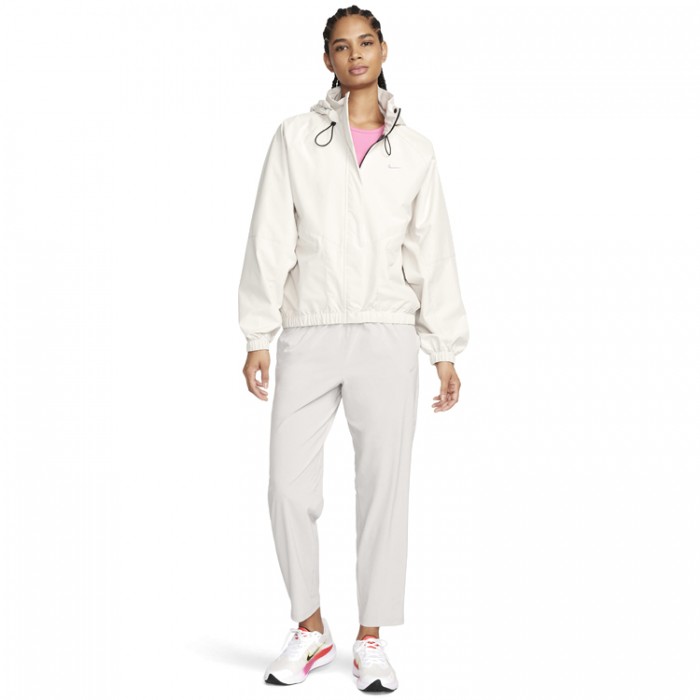 Ветровка Nike W NK SWIFT SF JKT FB7492-104 - 3