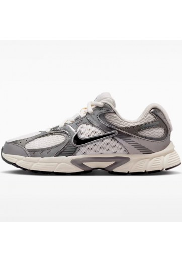 Кроссовки Nike V5 RNR