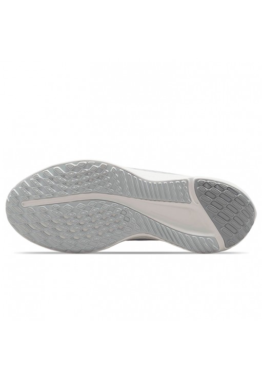 Кроссовки Nike WMNS NIKE QUEST 5