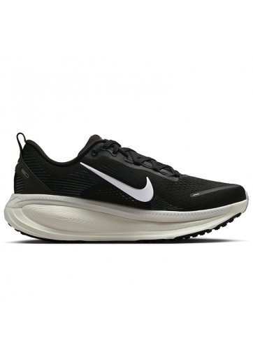 Кроссовки Nike VOMERO 18