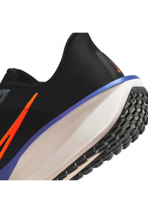 Кроссовки Nike QUEST 6