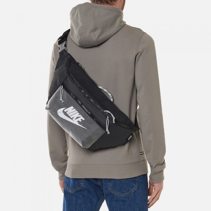 Geanta pe brau Nike NK TECH WAISTPACK -  TRL CV1411-010 - 2