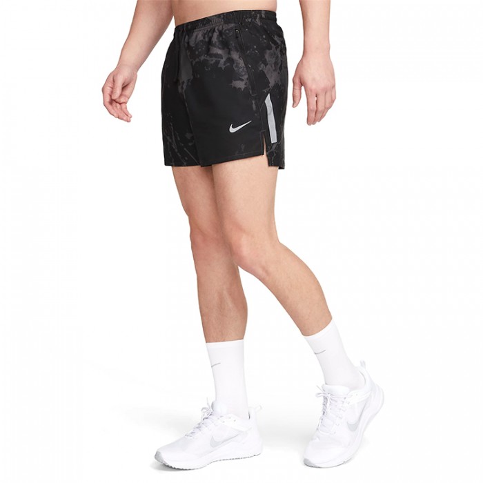 Sorti Nike M NK DF RUN DVN STRIDE SHRT DV9272-010 Sorti Nike M NK DF RUN DVN STRIDE SHRT DV9272-010