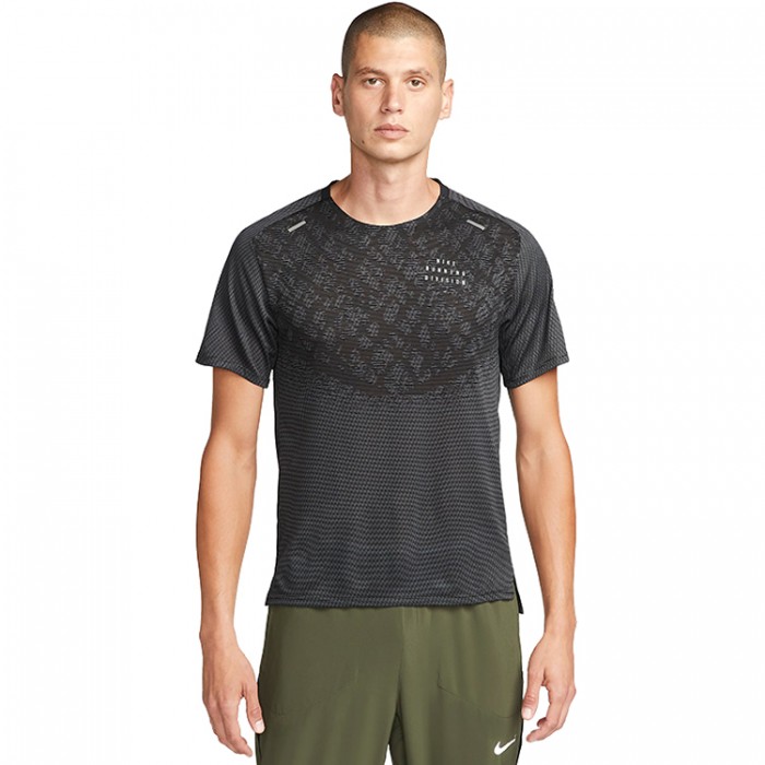Футболка Nike M NK DFADV RUN DVN TECHKNIT SS DQ4778-013