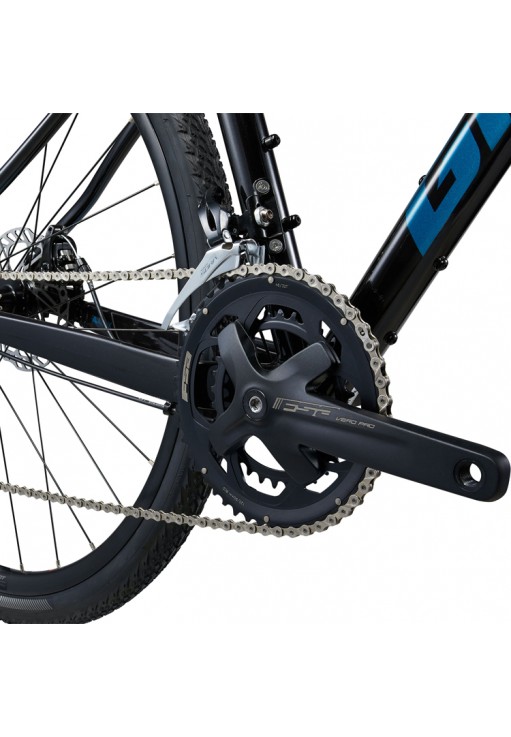 Bicicleta de pietris Giant Revolt 2