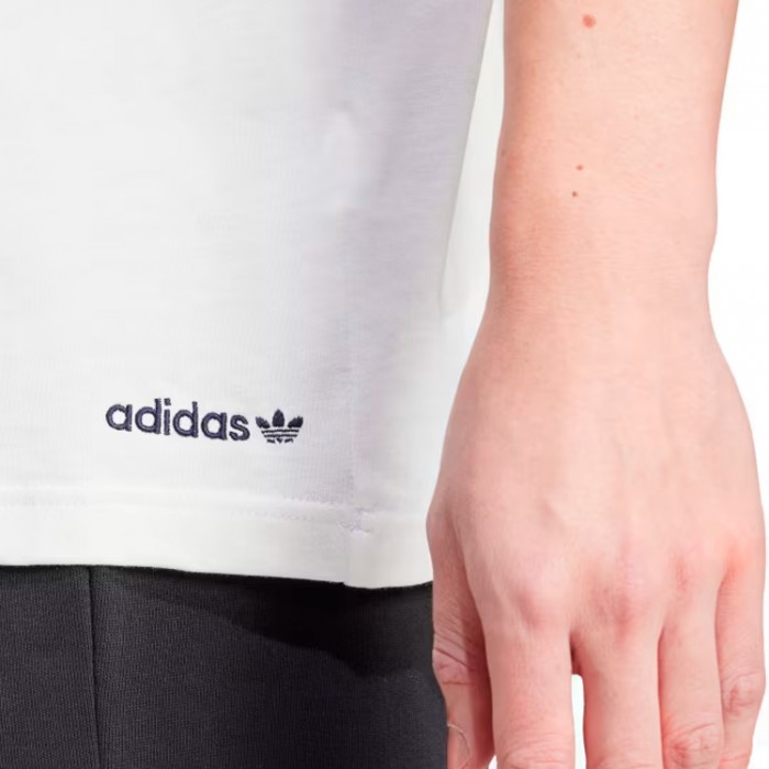 Футболка Adidas GRFX TEE IW3237 - изображение №2