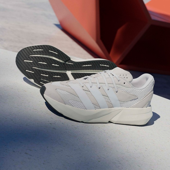 Кроссовки Adidas LIGHTBLAZE - 9