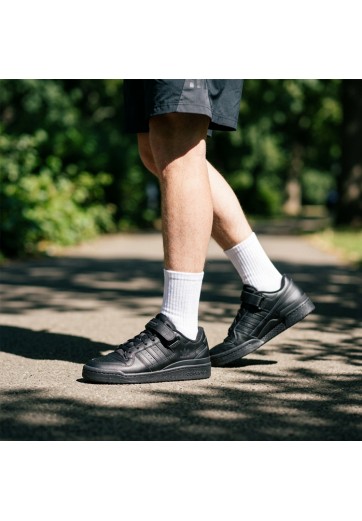 Кроссовки Adidas FORUM LOW