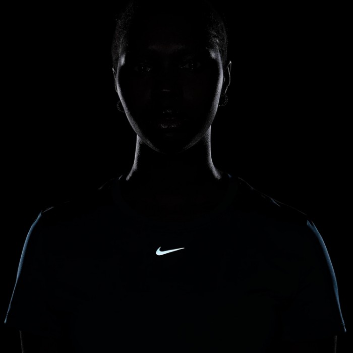 Футболка Nike W NK ONE CLASSIC DF SS TOP FN2798-478 - 3