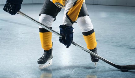 Как подобрать хоккейные коньки для полевого игрока (нападающий/защитник)?