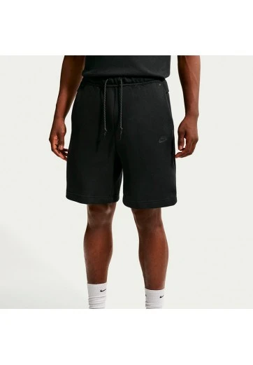 Sorti Nike Tech