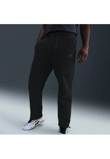 Pantaloni Nike Tech
