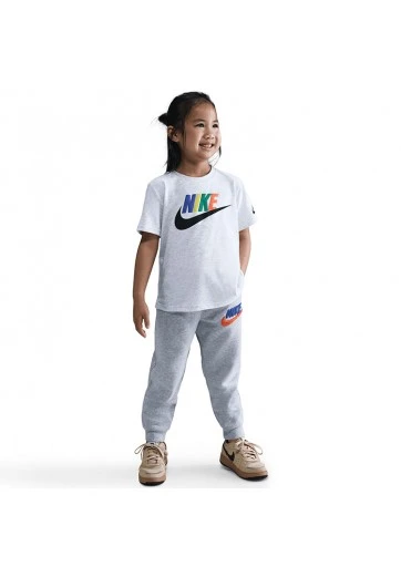 Футболка Nike CLUB FAMILY