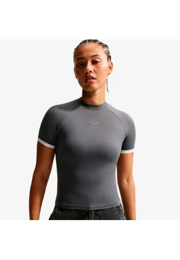 Футболка Nike Sportswear